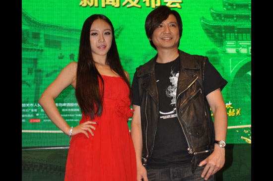 韶關(guān)群星演唱會新聞發(fā)布會 與葉世榮